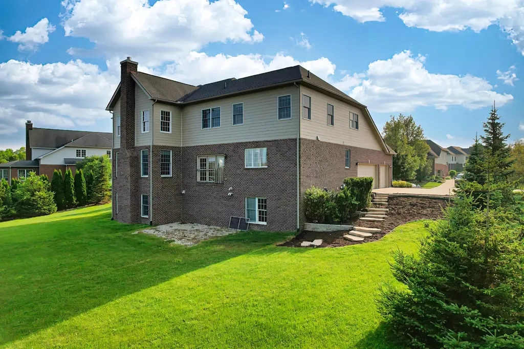 17486 Crestbrook Drive Northville Township MI 48168