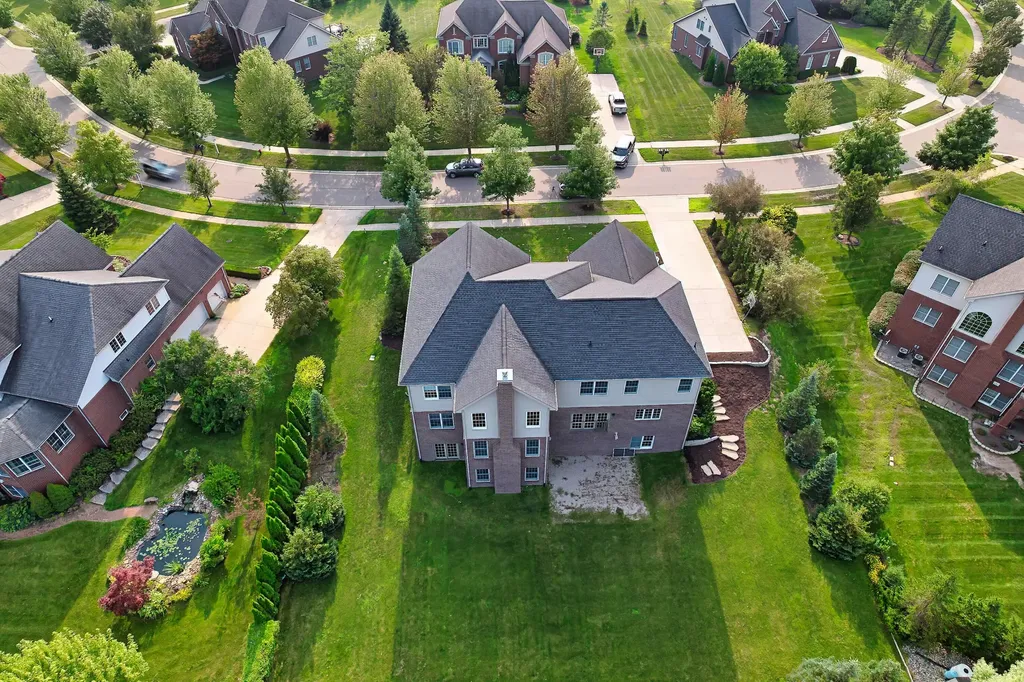 17486 Crestbrook Drive Northville Township MI 48168