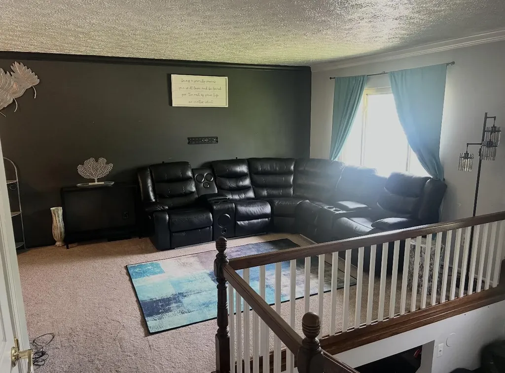 1530 Ecorse Road Ypsilanti Charter Township MI 48198