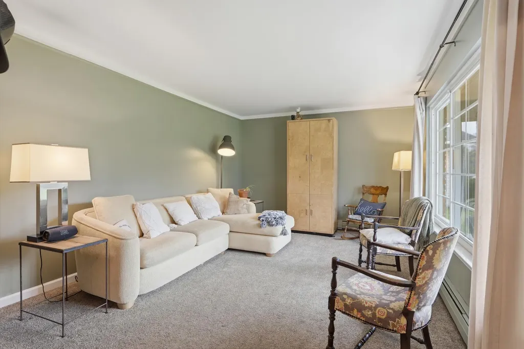 1888 Squaw Lagoon Drive Oxford Charter Township MI 48371