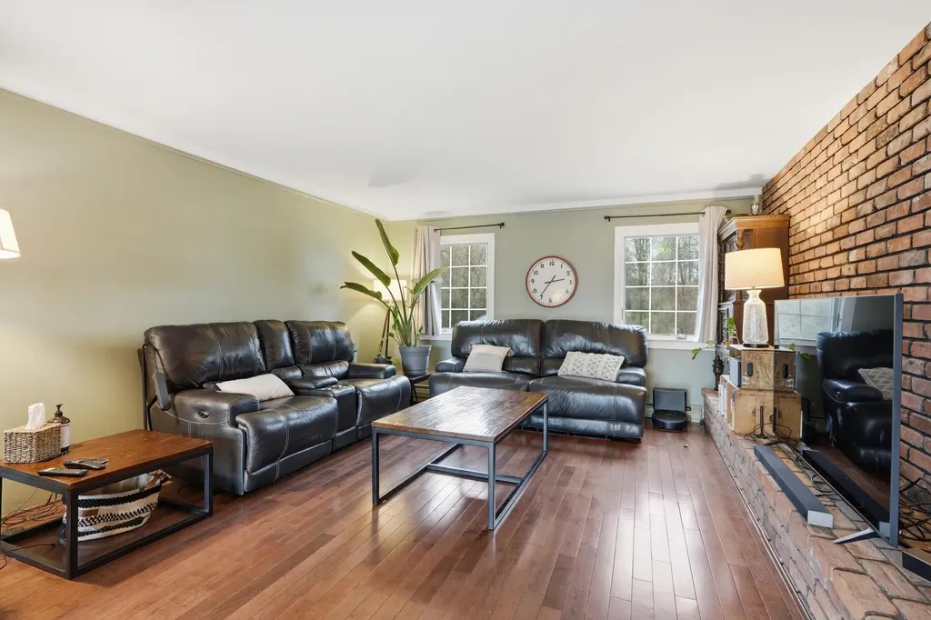 1888 Squaw Lagoon Drive Oxford Charter Township MI 48371