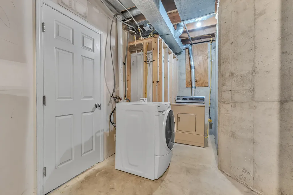 251 Fieldcrest Street Ann Arbor City MI 48103