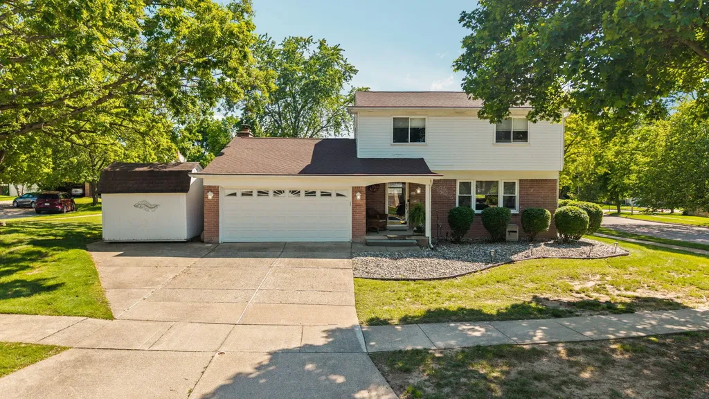 534 Forestbrooke Court Saline City MI 48176