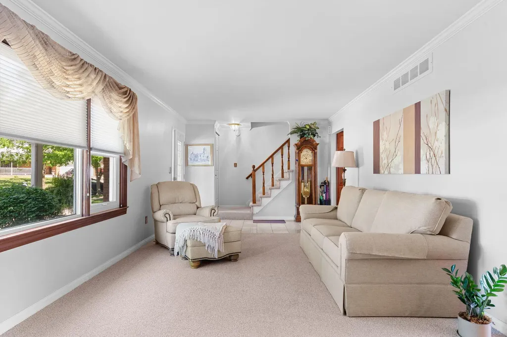 534 Forestbrooke Court Saline City MI 48176