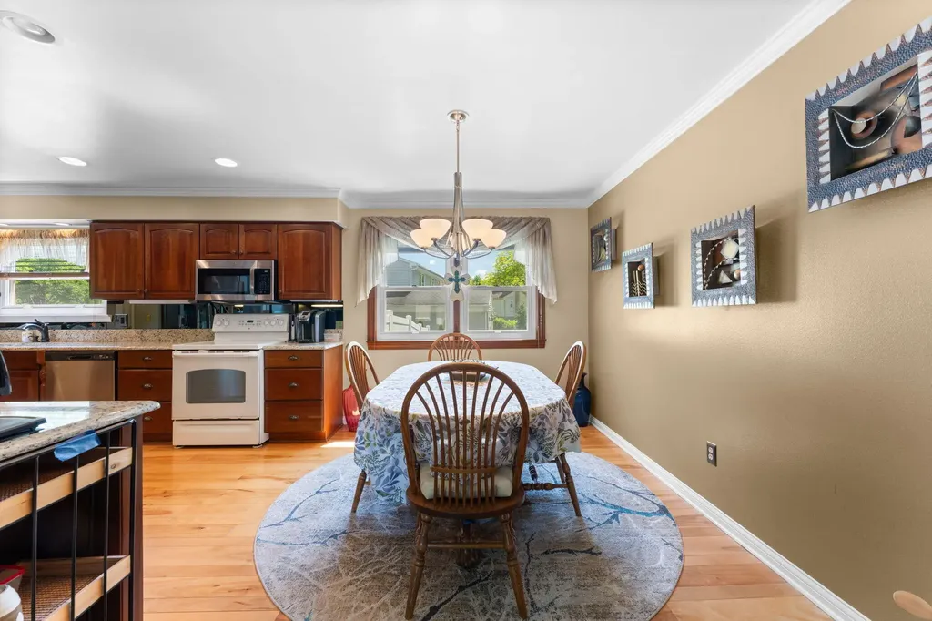 534 Forestbrooke Court Saline City MI 48176