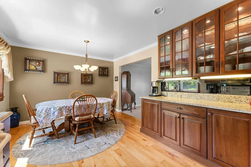 534 Forestbrooke Court Saline City MI 48176