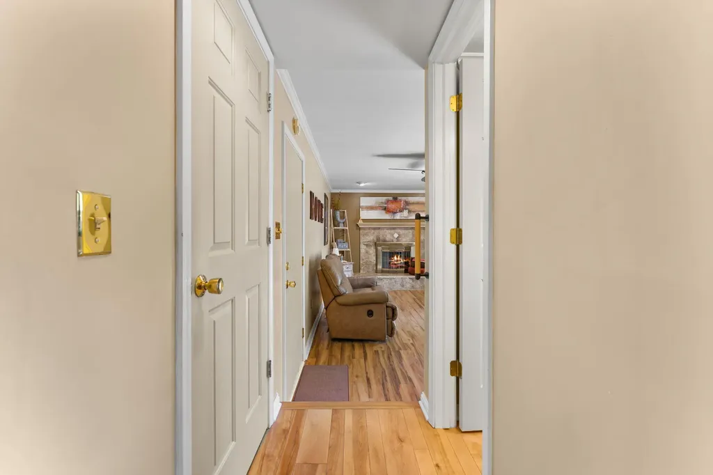 534 Forestbrooke Court Saline City MI 48176