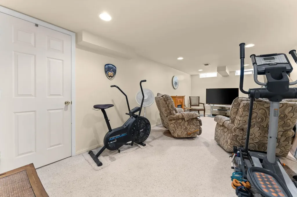 534 Forestbrooke Court Saline City MI 48176