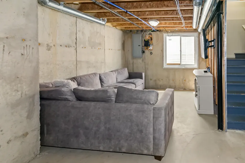 4493 Cherry Blossom Drive Pittsfield Charter Township MI 48197