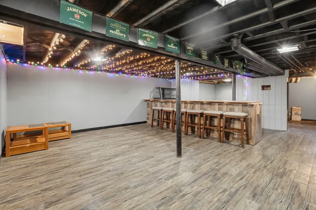28604 Bohn Street Roseville City MI 48066