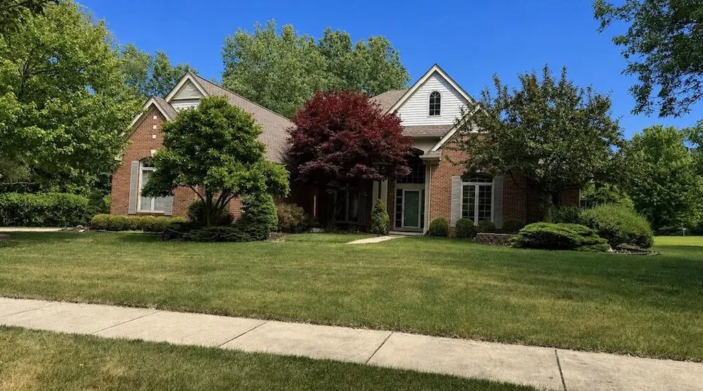 6576 Kennesaw Road Canton Charter Township MI 48187