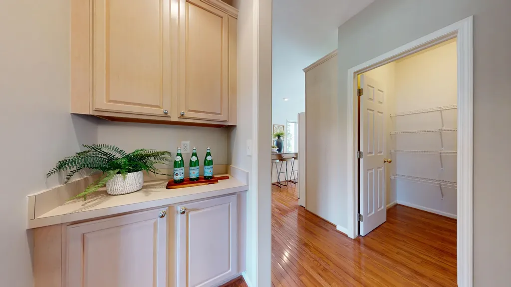 6576 Kennesaw Road Canton Charter Township MI 48187