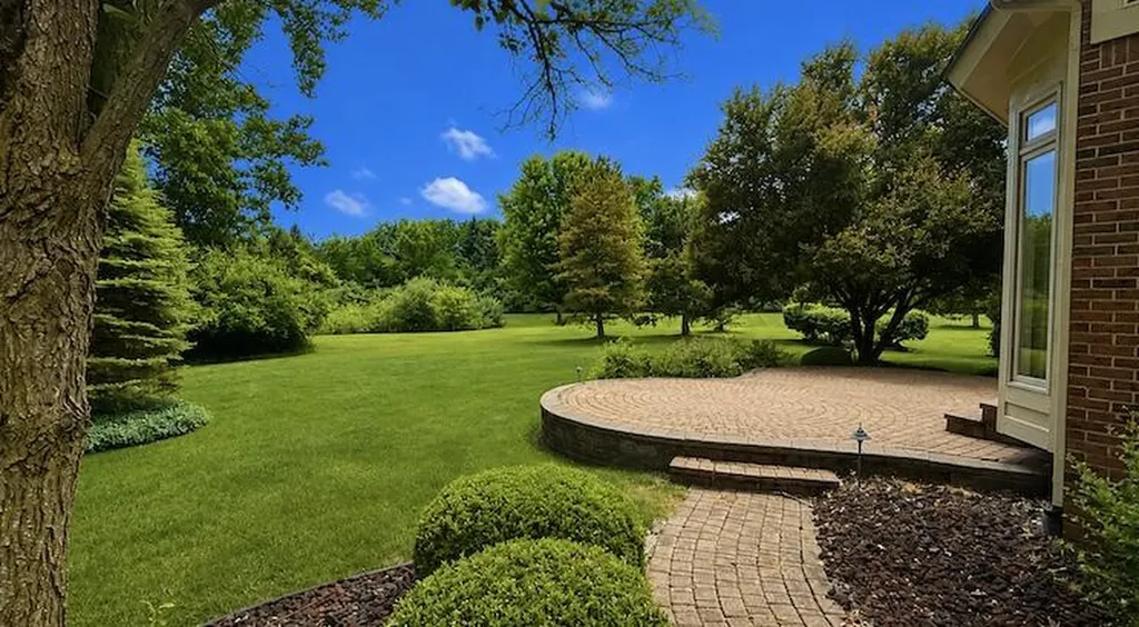 6576 Kennesaw Road Canton Charter Township MI 48187