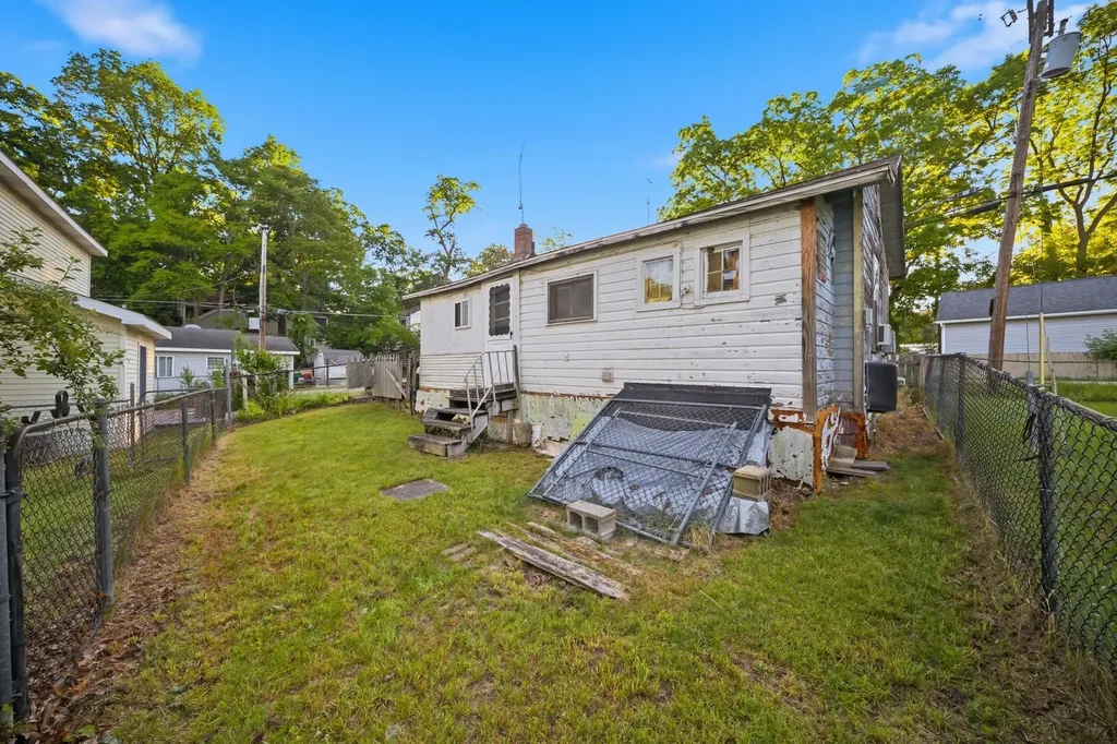 11106 Patterson Lake Drive Putnam Township MI 48169