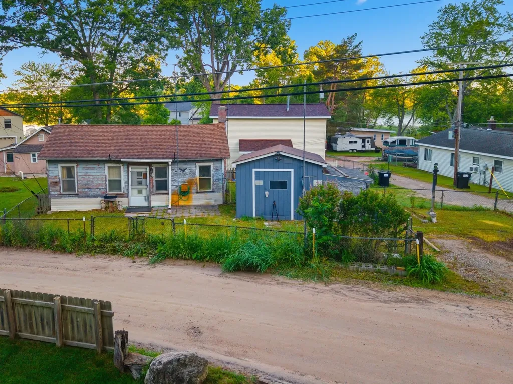 11106 Patterson Lake Drive Putnam Township MI 48169