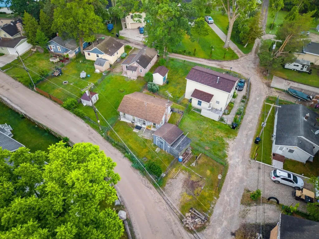 11106 Patterson Lake Drive Putnam Township MI 48169