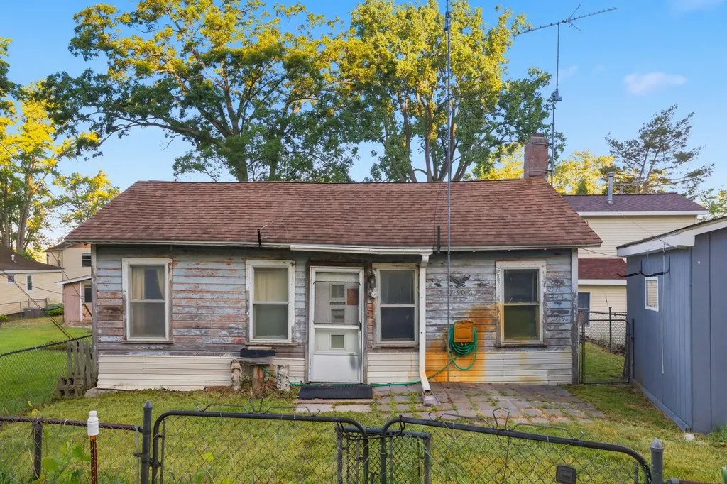 11106 Patterson Lake Drive Putnam Township MI 48169