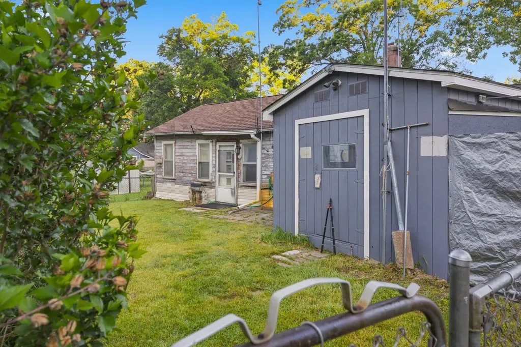 11106 Patterson Lake Drive Putnam Township MI 48169