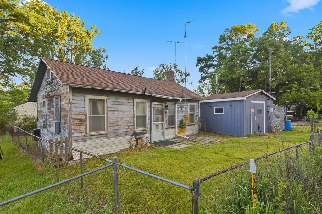 11106 Patterson Lake Drive Putnam Township MI 48169