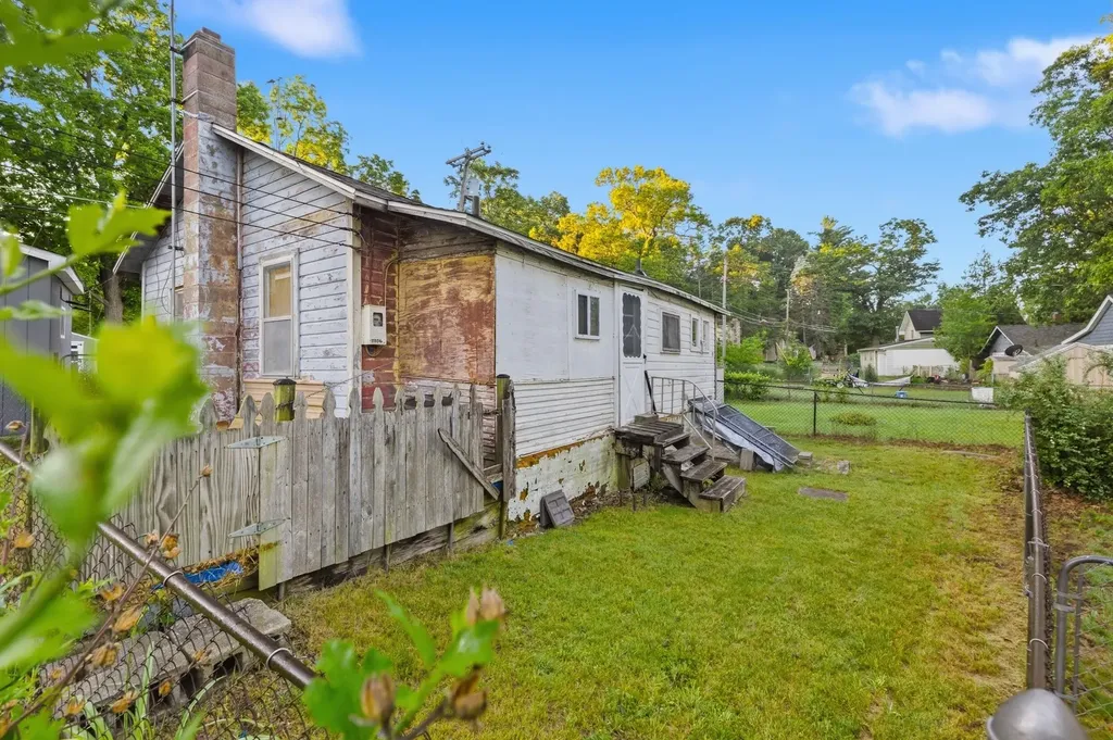11106 Patterson Lake Drive Putnam Township MI 48169