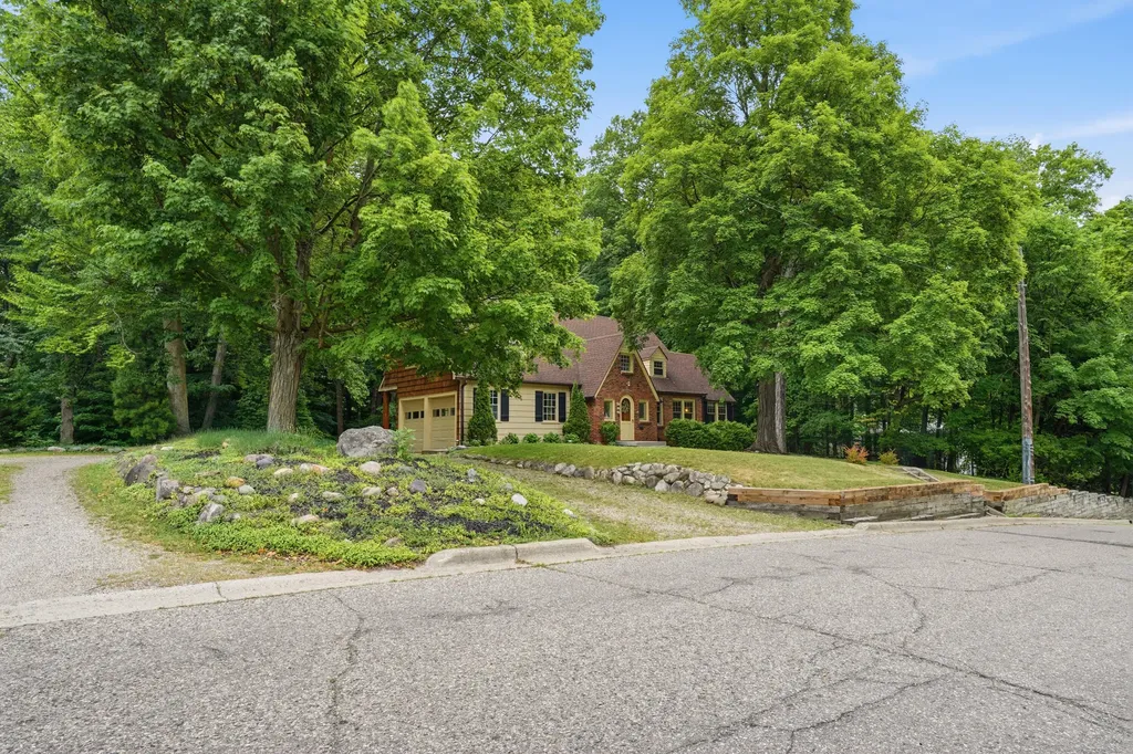 215 Hill Street Northville City MI 48167