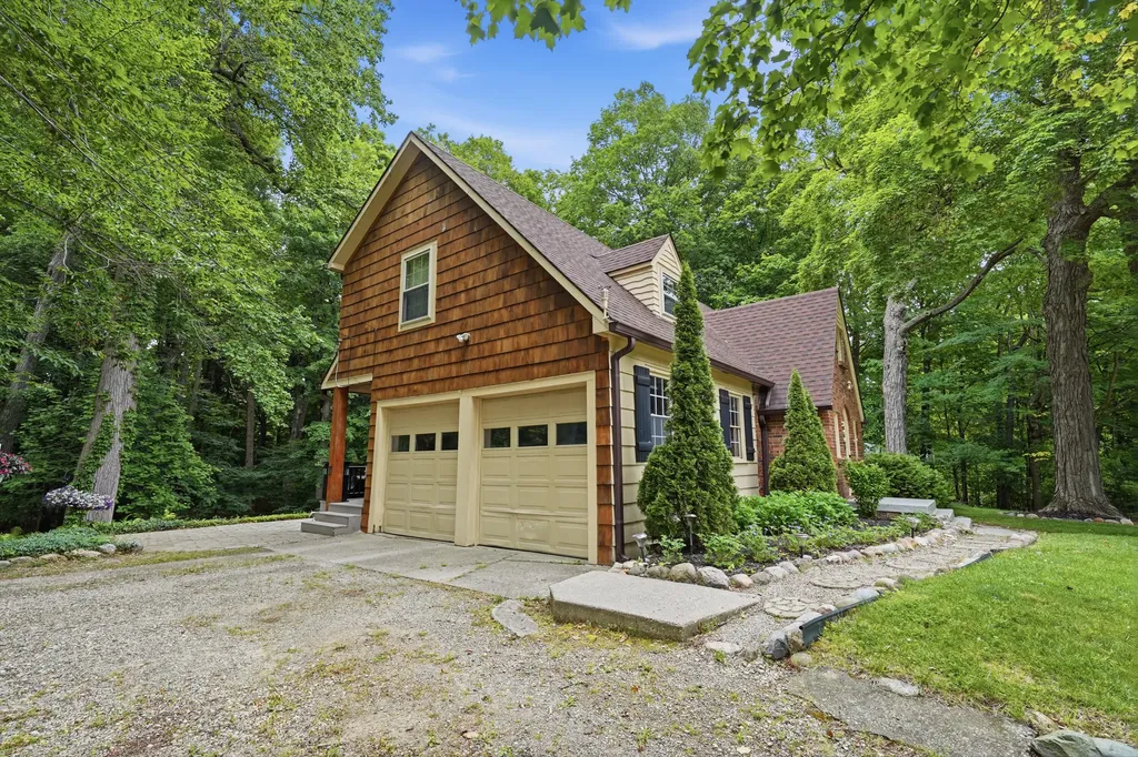 215 Hill Street Northville City MI 48167