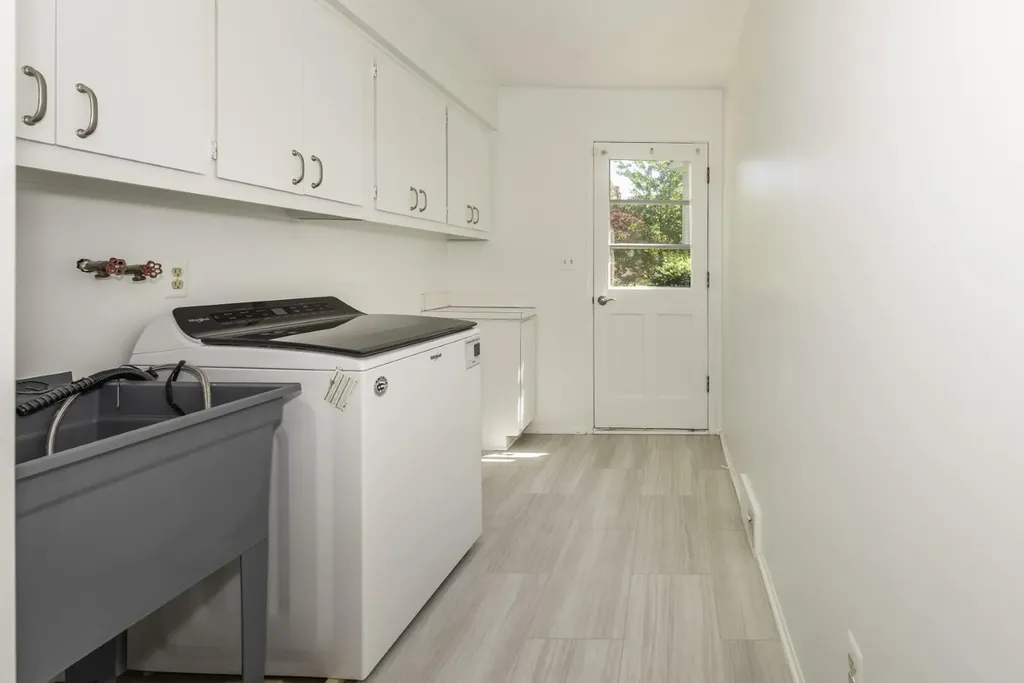 3363 Yellowstone Drive Ann Arbor City MI 48105