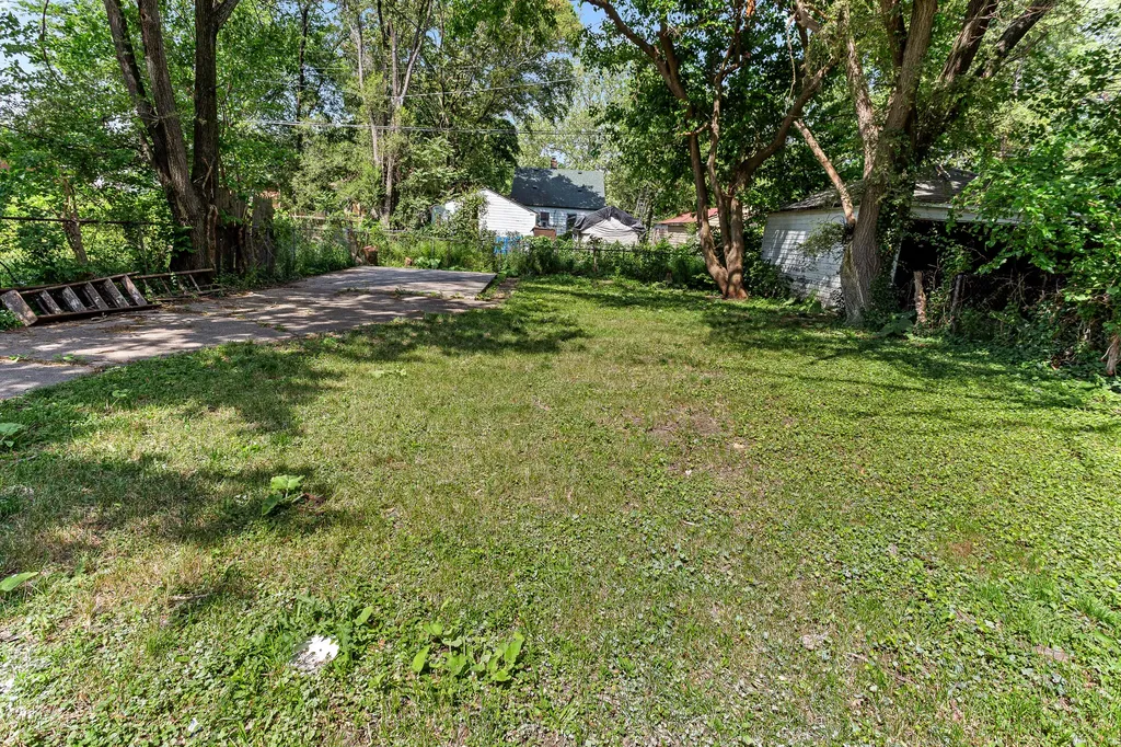 19189 Dresden Street Detroit City MI 48205