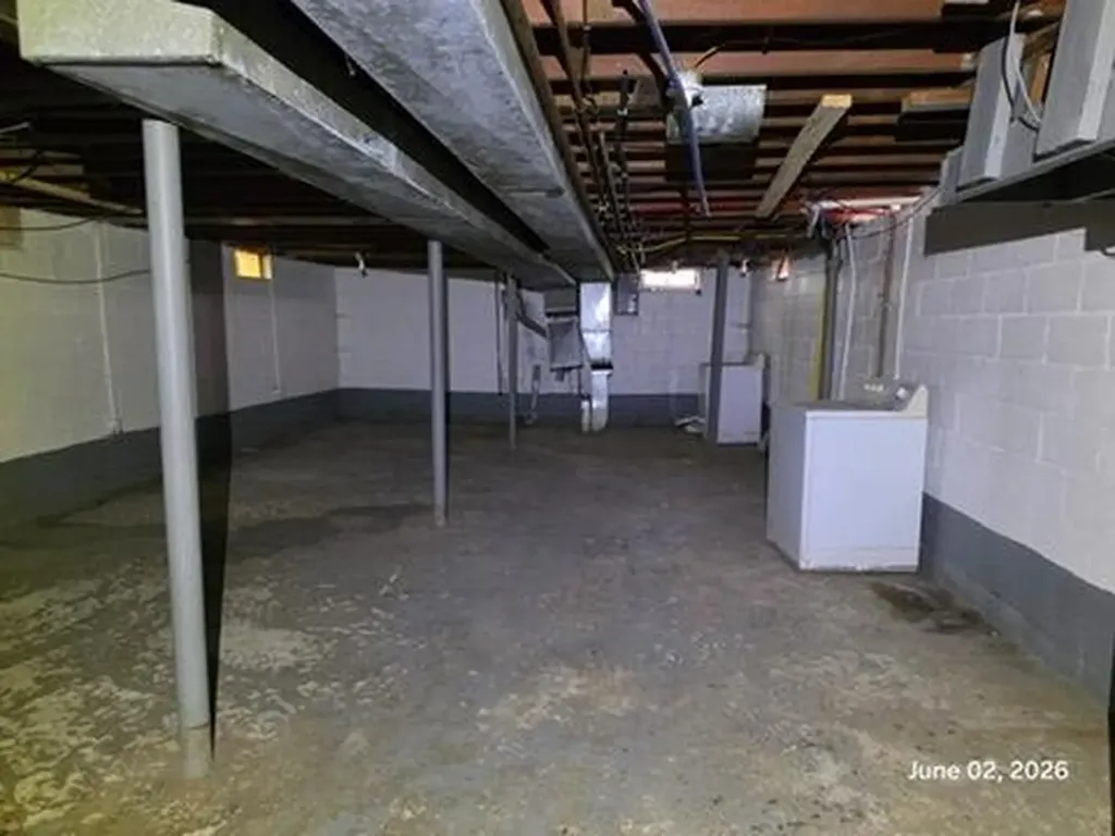 8889 Plainview Avenue Detroit City MI 48228