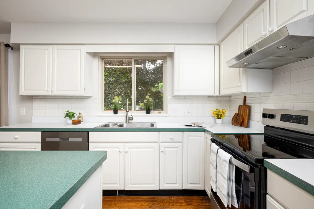 3211 Foxway Court Ann Arbor City MI 48105