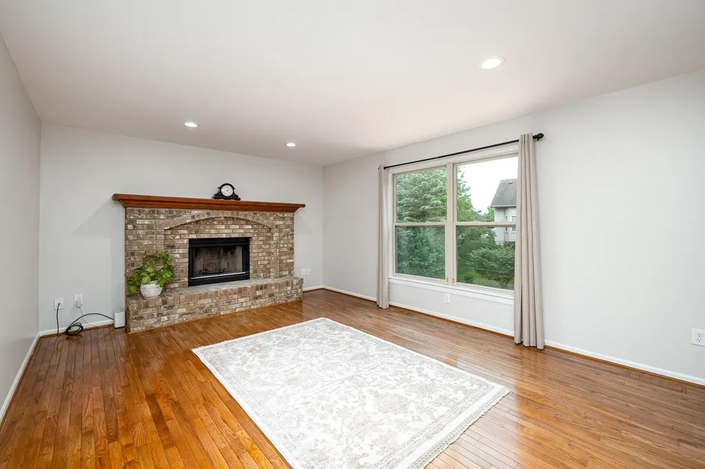 3211 Foxway Court Ann Arbor City MI 48105