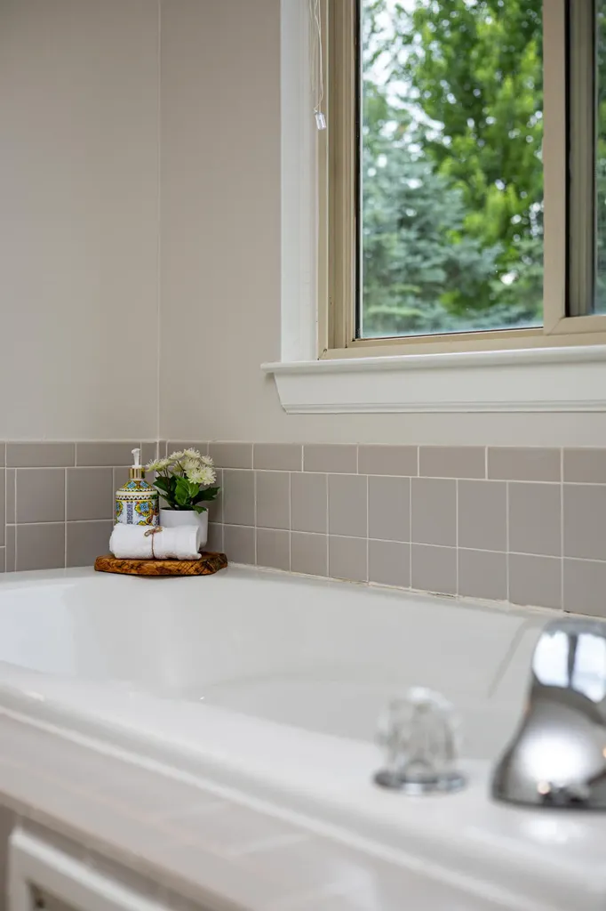 3211 Foxway Court Ann Arbor City MI 48105