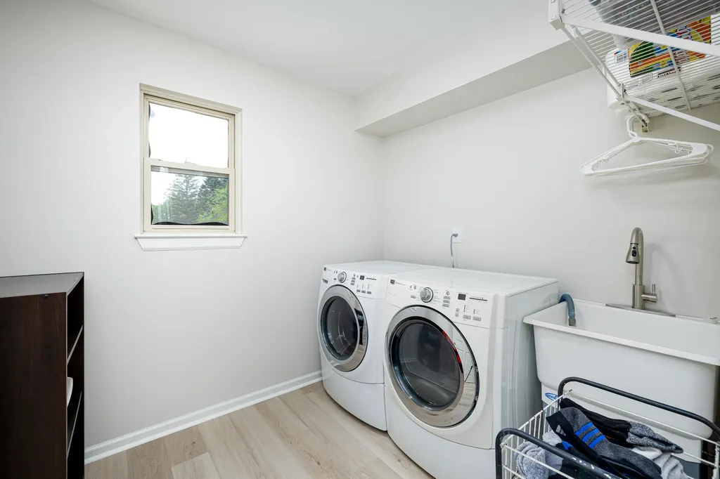3211 Foxway Court Ann Arbor City MI 48105