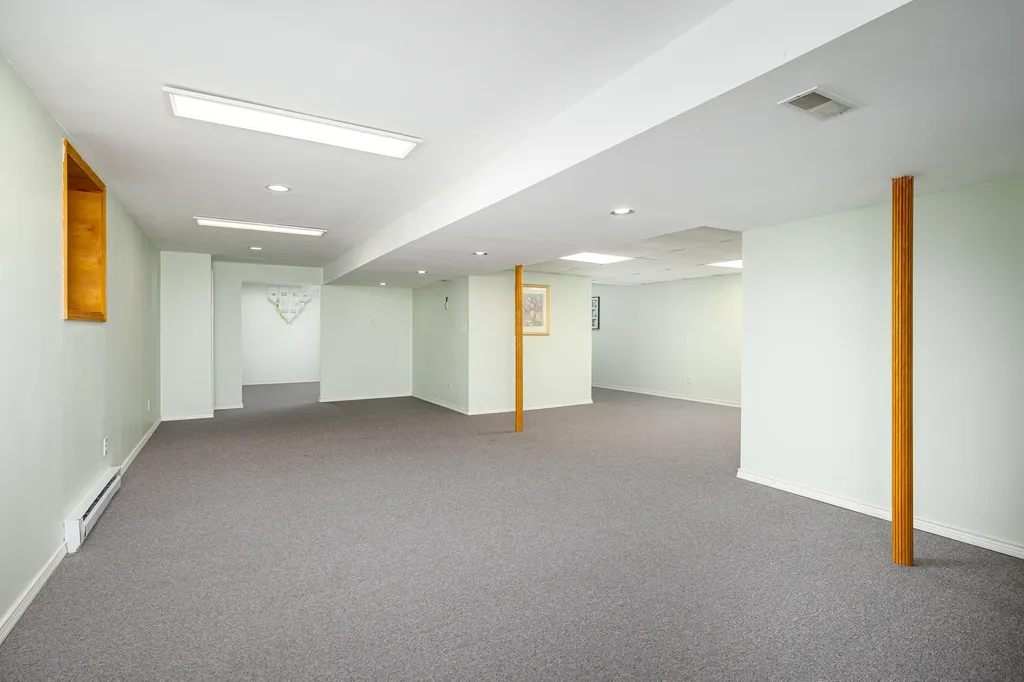 3211 Foxway Court Ann Arbor City MI 48105