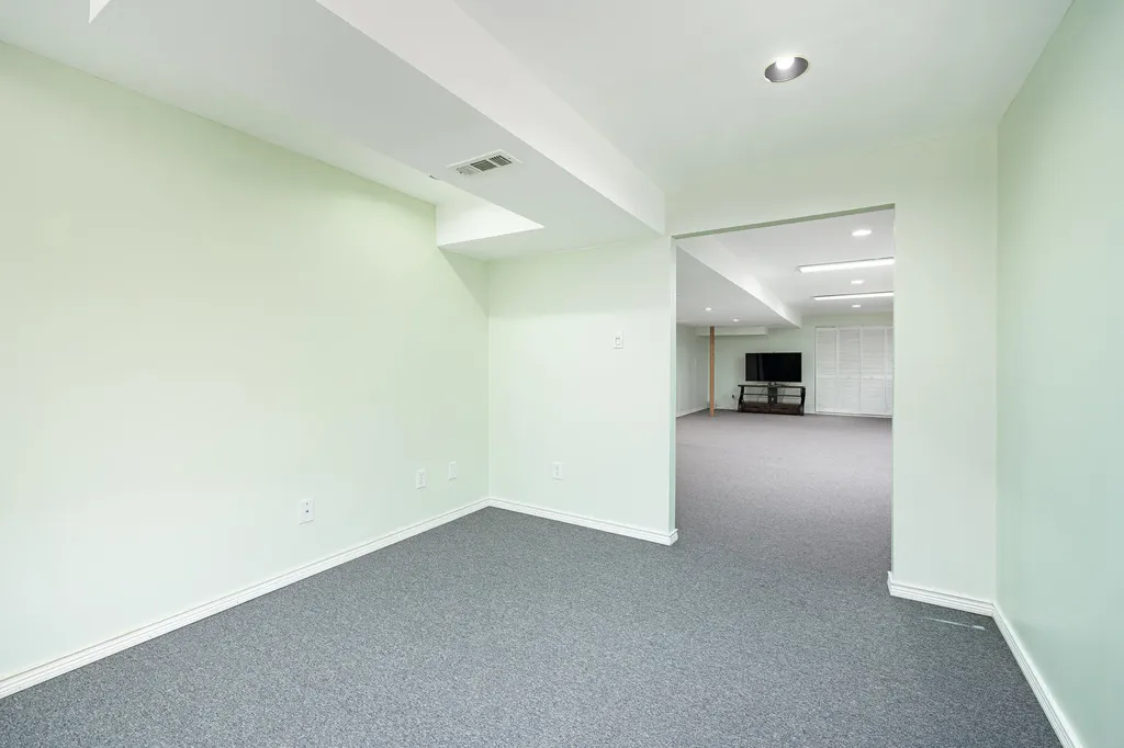 3211 Foxway Court Ann Arbor City MI 48105