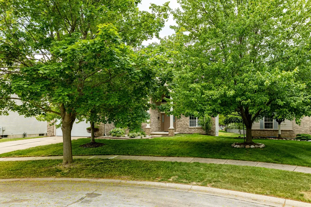 3211 Foxway Court Ann Arbor City MI 48105