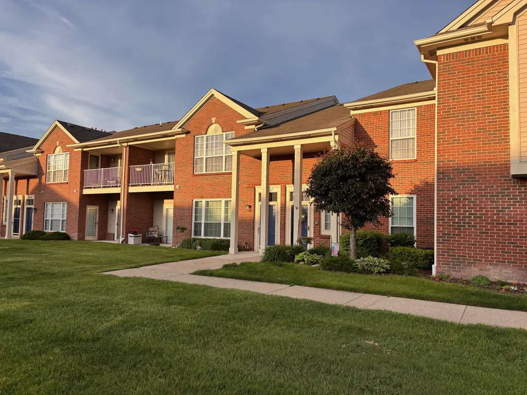51713 Adler Park Drive W Chesterfield Township MI 48051