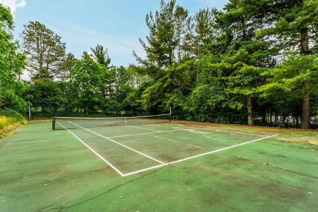5175 N Dixboro Road Northfield Township MI 48105