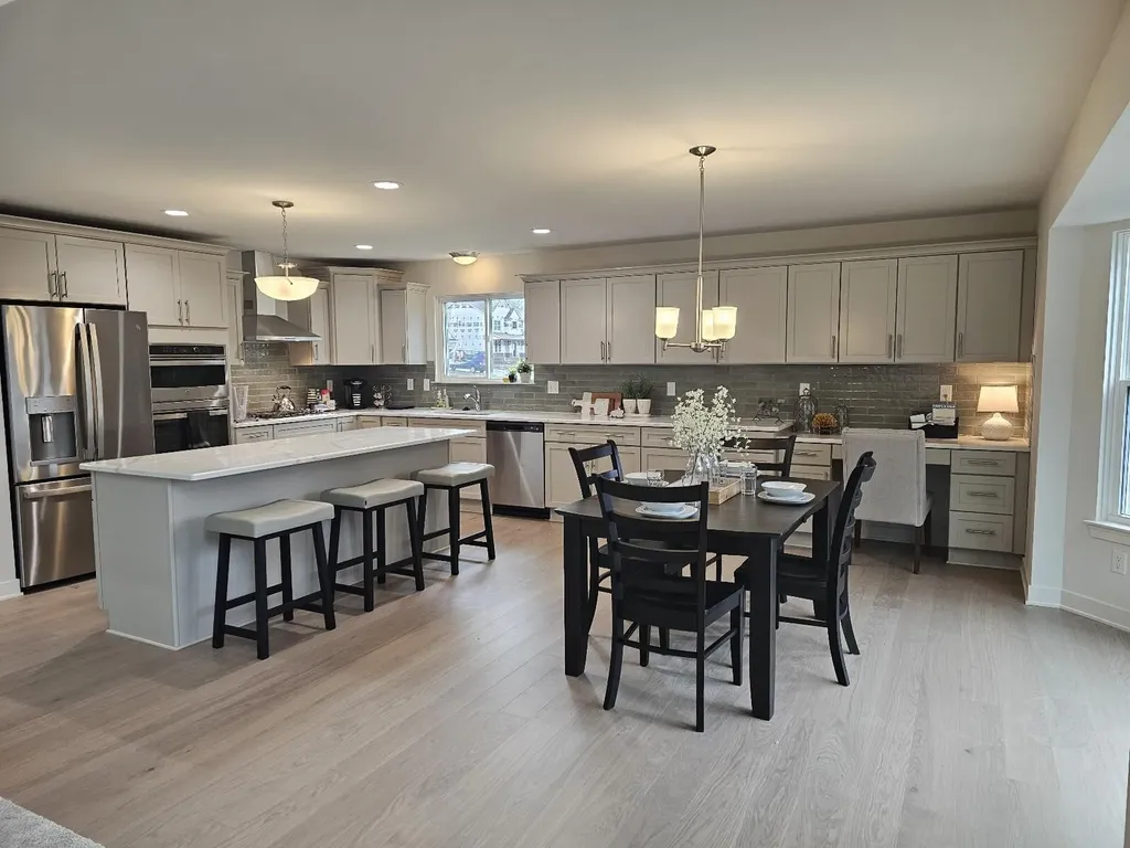 9620 Valley View Court York Charter Township MI 48176