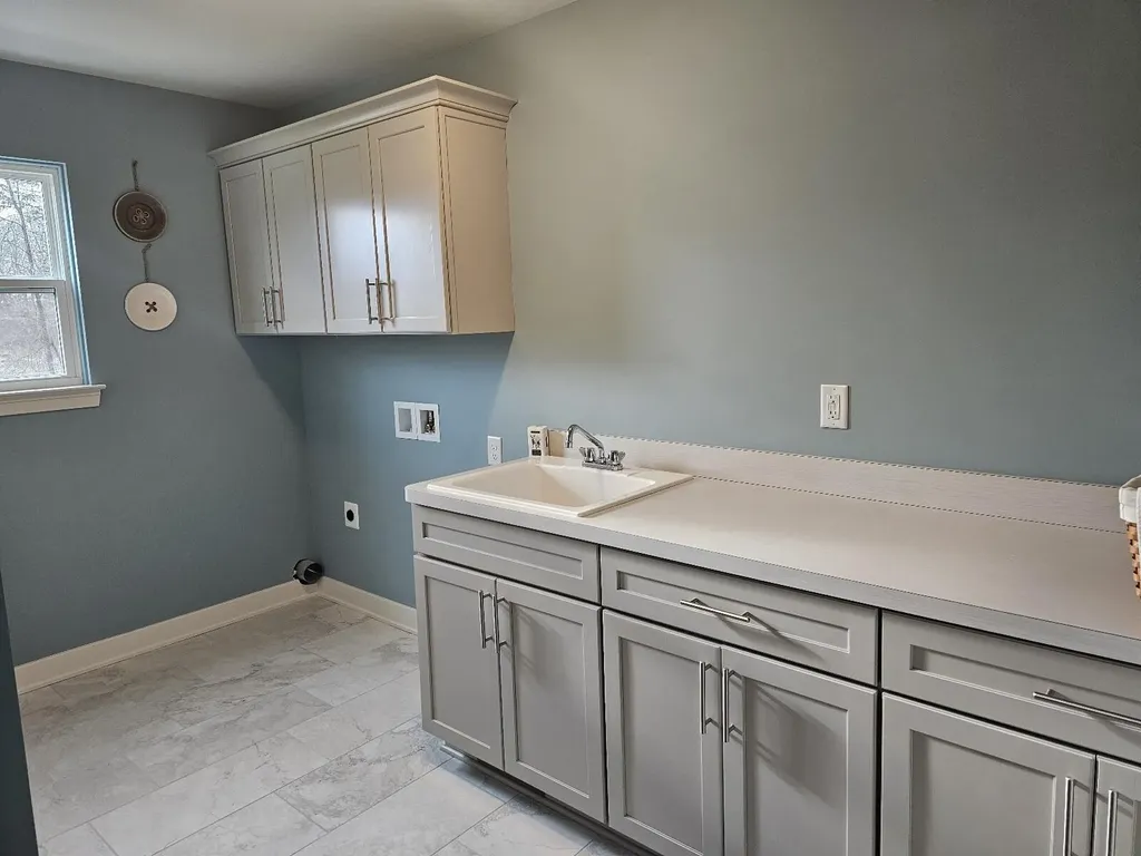 9620 Valley View Court York Charter Township MI 48176
