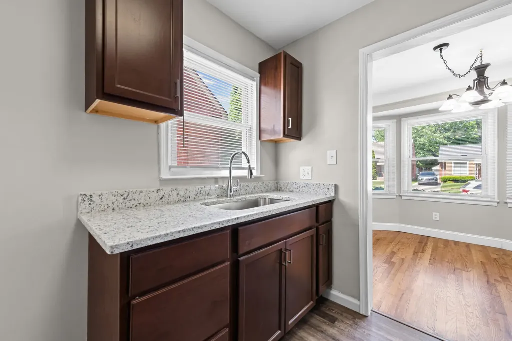 9928 Farley Street Redford Charter Township MI 48239
