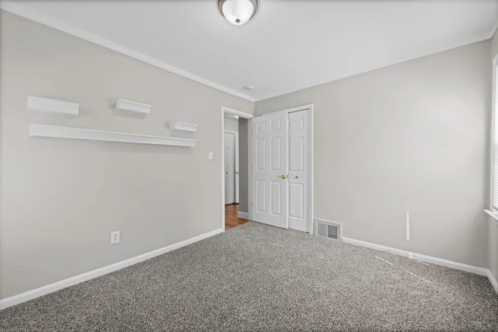 9928 Farley Street Redford Charter Township MI 48239