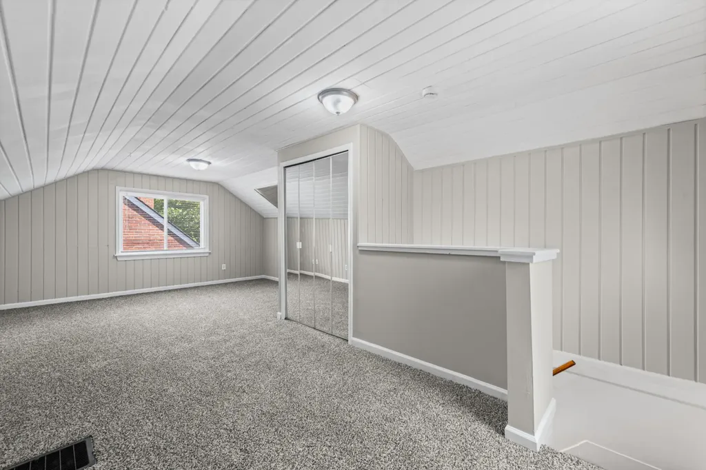 9928 Farley Street Redford Charter Township MI 48239