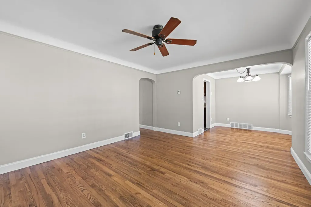 9928 Farley Street Redford Charter Township MI 48239