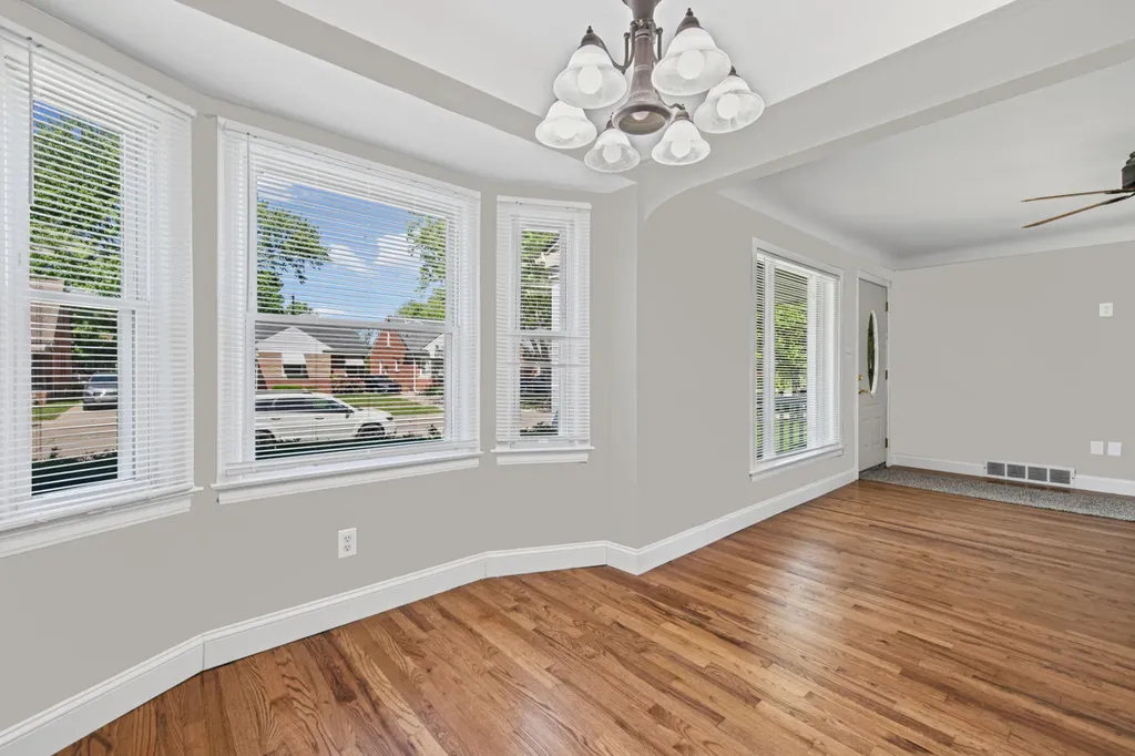 9928 Farley Street Redford Charter Township MI 48239