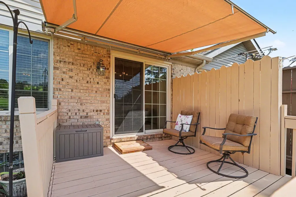22280 Quail Run Circle South Lyon City MI 48178