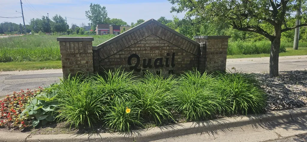 22280 Quail Run Circle South Lyon City MI 48178