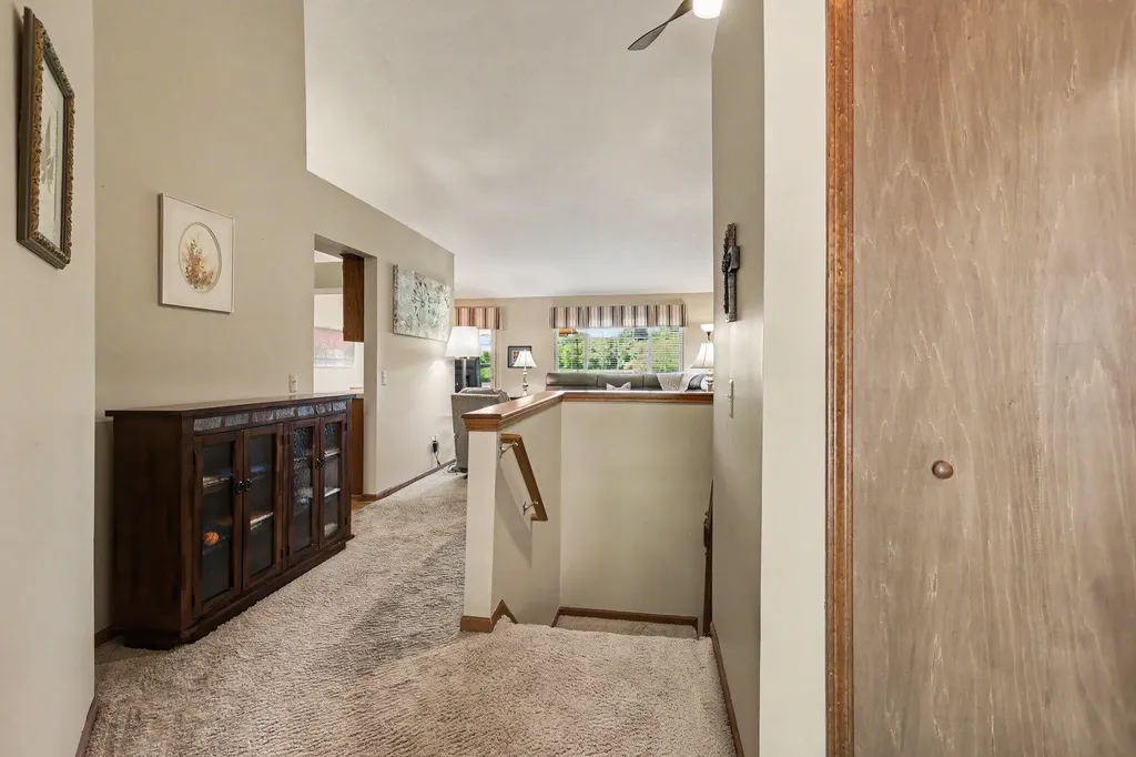 22280 Quail Run Circle South Lyon City MI 48178