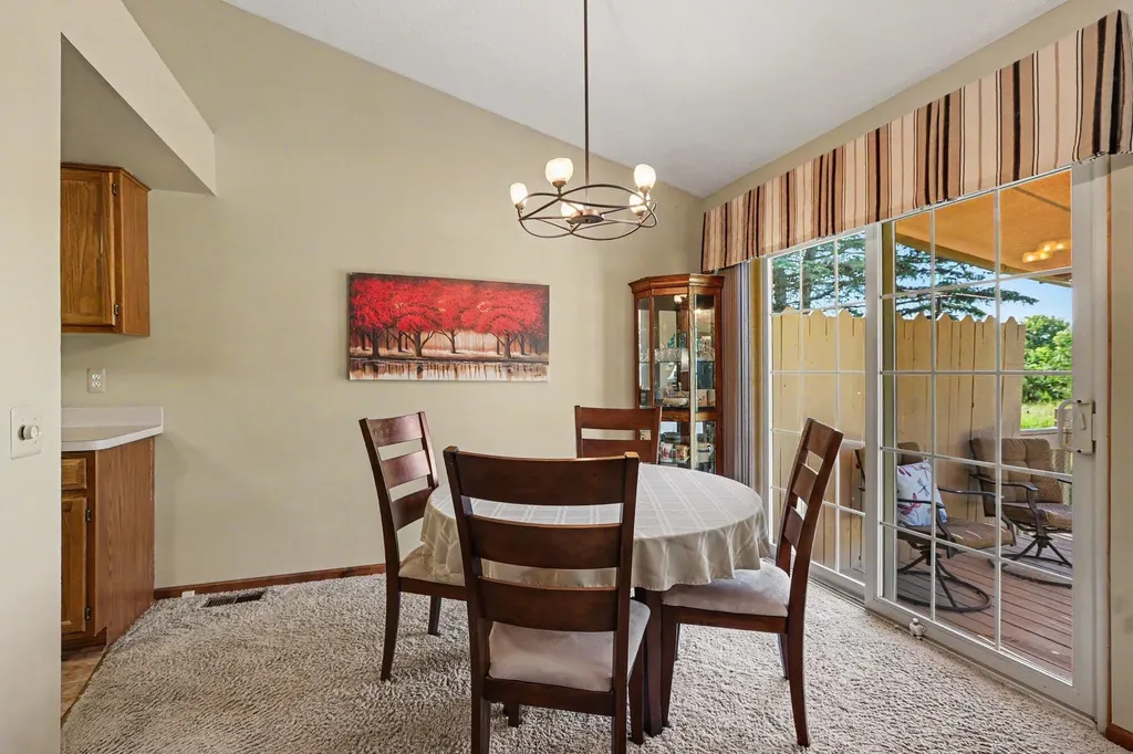 22280 Quail Run Circle South Lyon City MI 48178