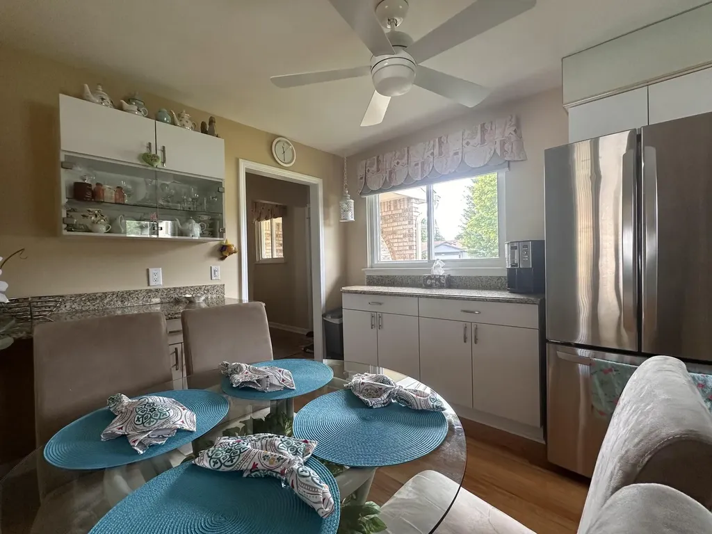 43694 Emrick Drive Canton Charter Township MI 48187